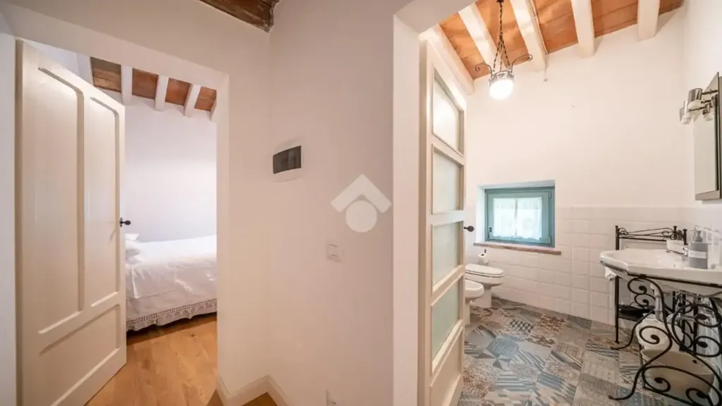 Chambres - Restored Rustico with Garden in Serramazzoni