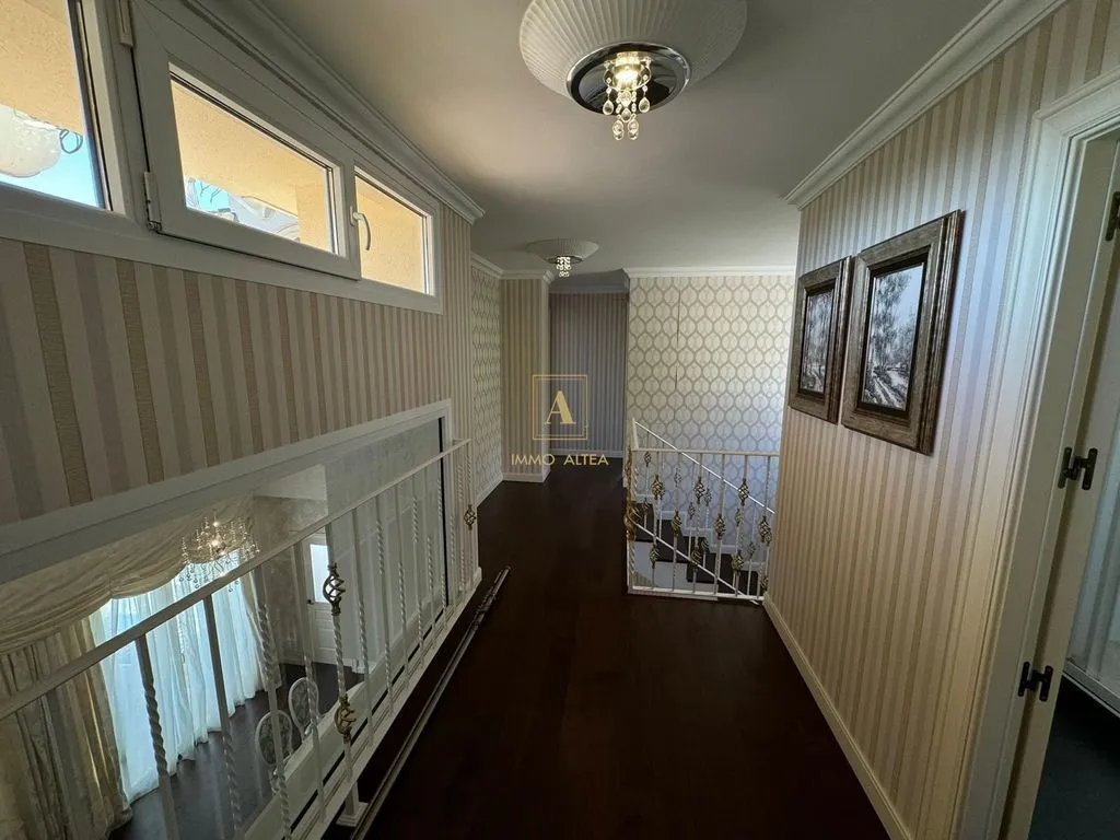 Esik - Luxury Villa with Private Spa in Altea