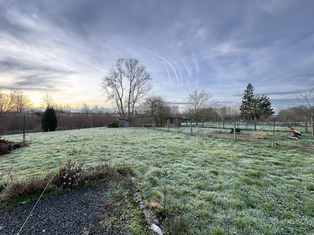 Giardino - Bouwgrond with Open Space in Lennik