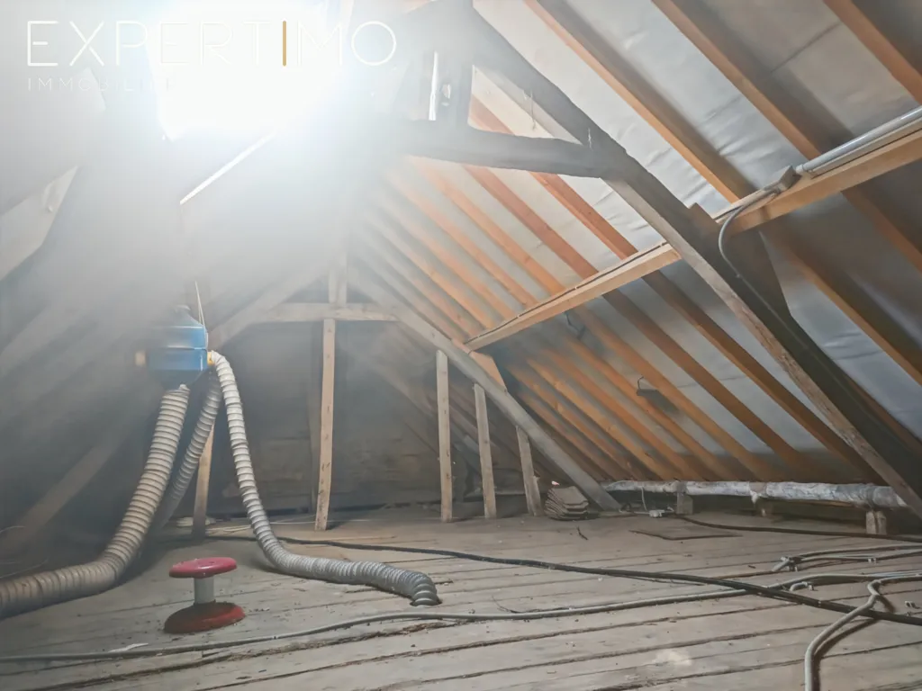 Pièces - Maison de Plain-Pied avec Cour en Centre-Ville (80120)
