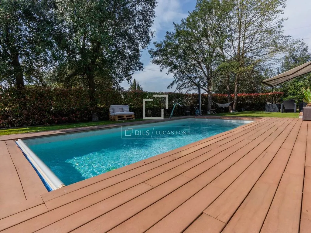 Bassein - Luxury Villa with Pool in Girona