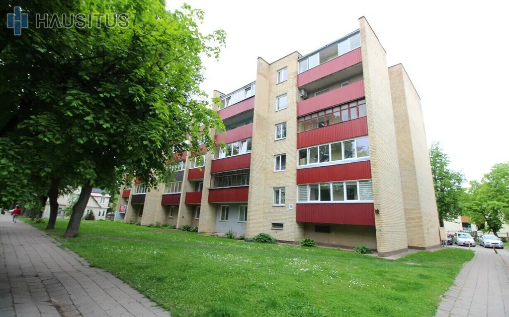 Exterior - Two-Bedroom Apartment with Balcony in Panevėžys