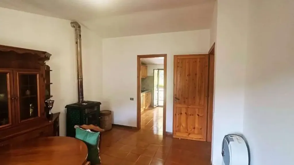 Salle à manger - Rustic Apartment with Sea View in Bonifati