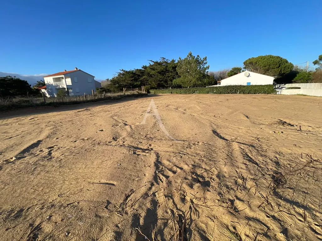 Giardino - Buildable Plot with Ocean Access in Bretignolles-sur-Mer
