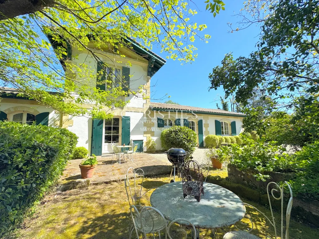 Terrasse - Villa Familiale avec Piscine près de Royan
