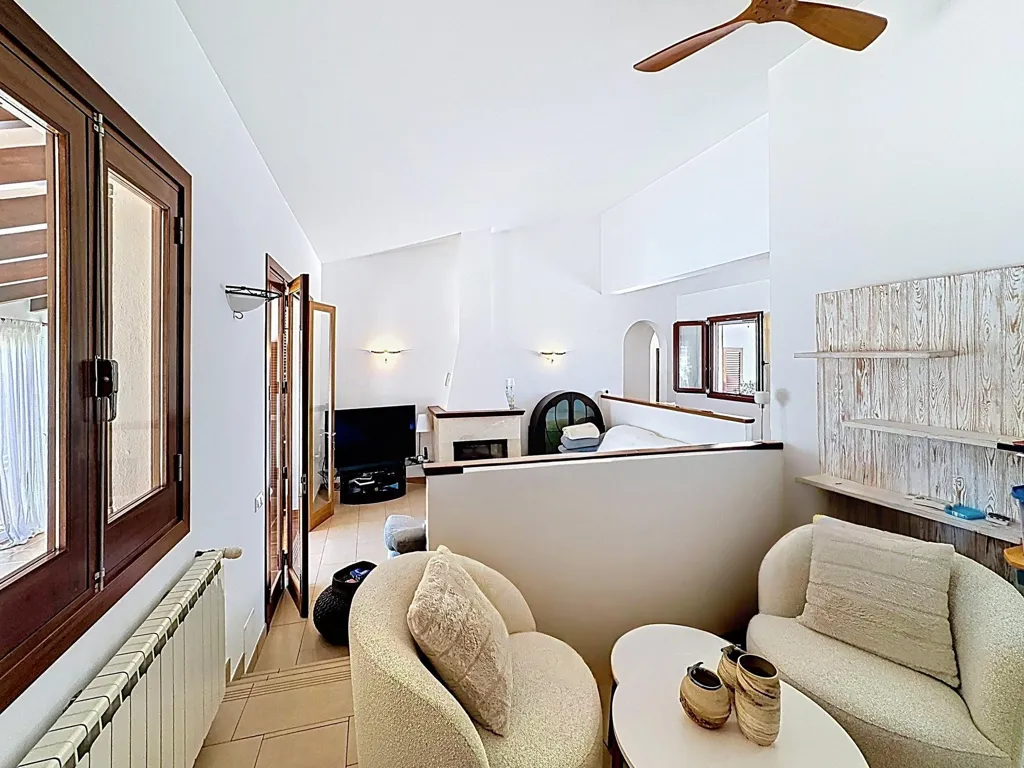 Elutuba - Renovated Mediterranean House with Pool in Maó
