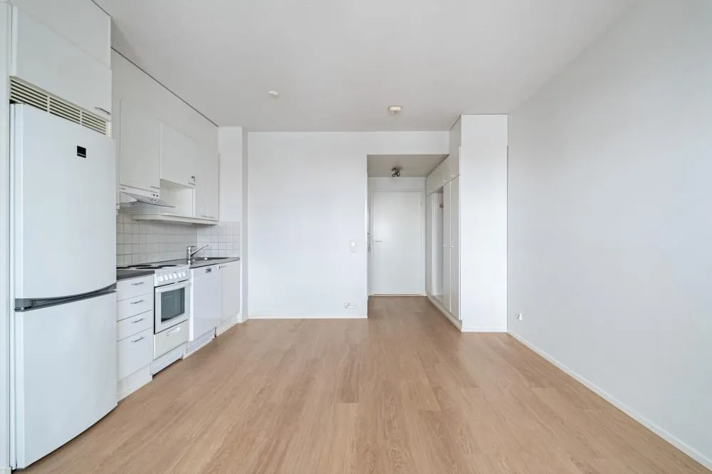 Cuisine - Apartment with Balcony in Kartanonkoski, Vantaa