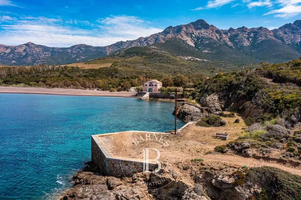 Luxury Villa with Helipad near Calvi
