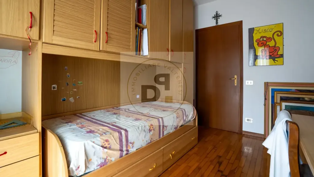 Chambres - Rear-Attached Villa with Garden in Salò
