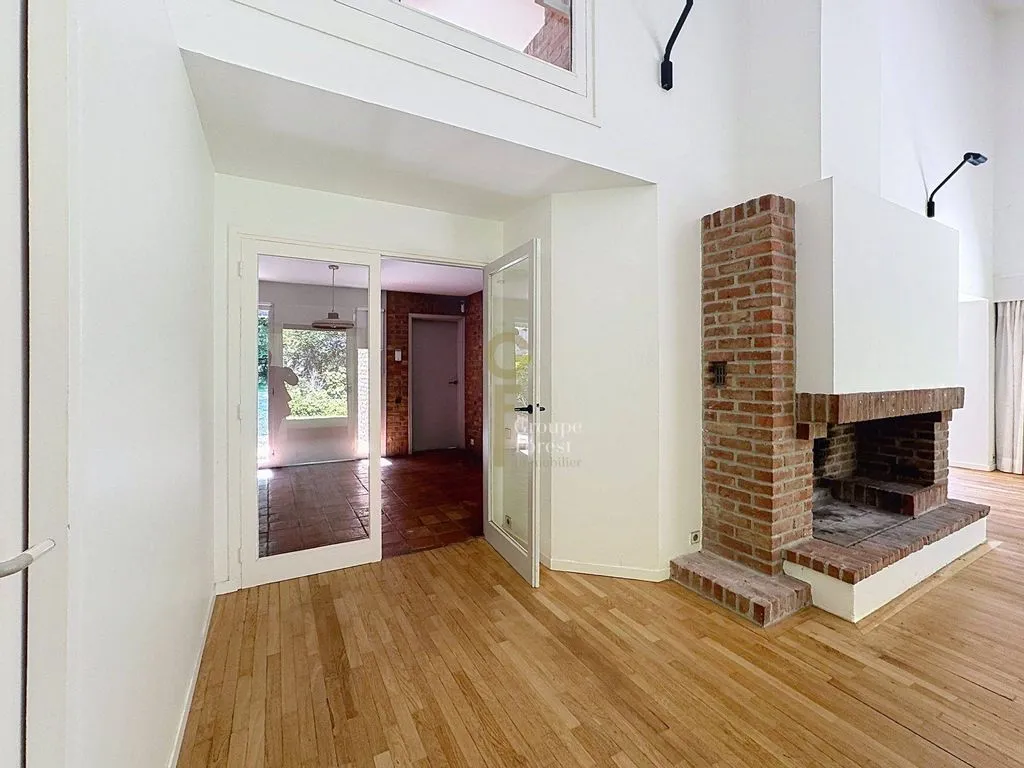 Living Room - Architect's House with Garden in Croix