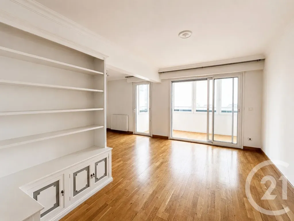 Soggiorno - City Centre Flat with Terrace in Hendaye