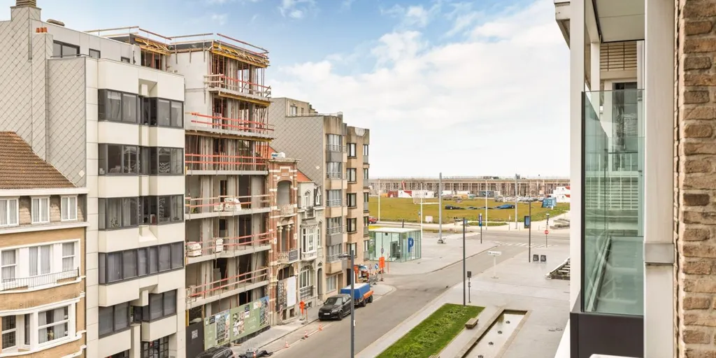 Extérieur - Appartement Rénové avec Vue Mer à Ostende