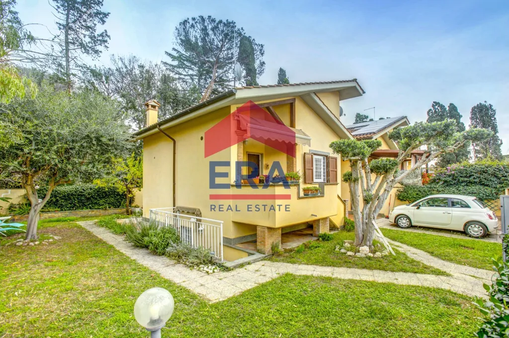 Välivaade - Villa with Garden in Infernetto, Rome