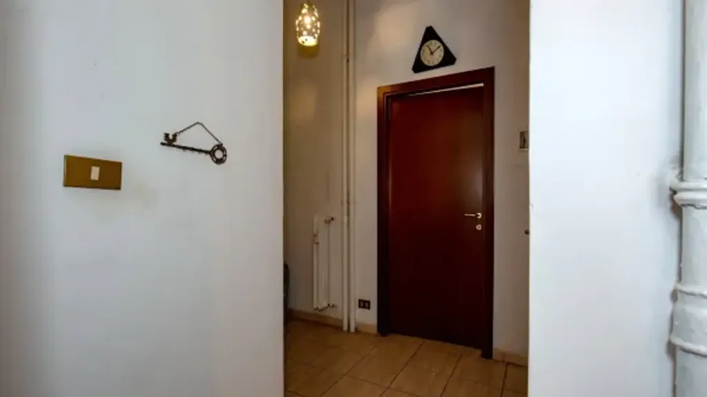 Esik - Spacious 2-Bedroom Apartment in Torino