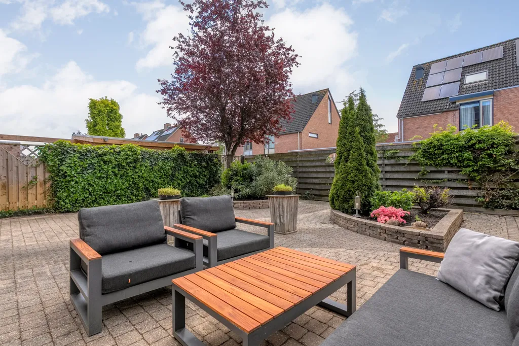 Aed - Two-Storey House with Garden in De Maten, Kampen