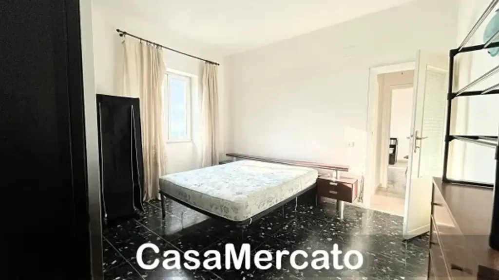 Bedrooms - Bilocale with Balcony in Rocca di Papa