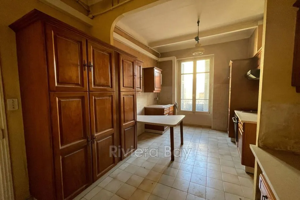 Cuisine - Appartement Luxueux avec Vues Sud à Nice