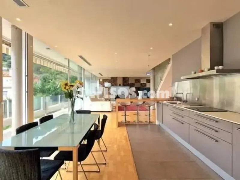Cuisine - Villa with Pool on Avinguda del Mediterrani
