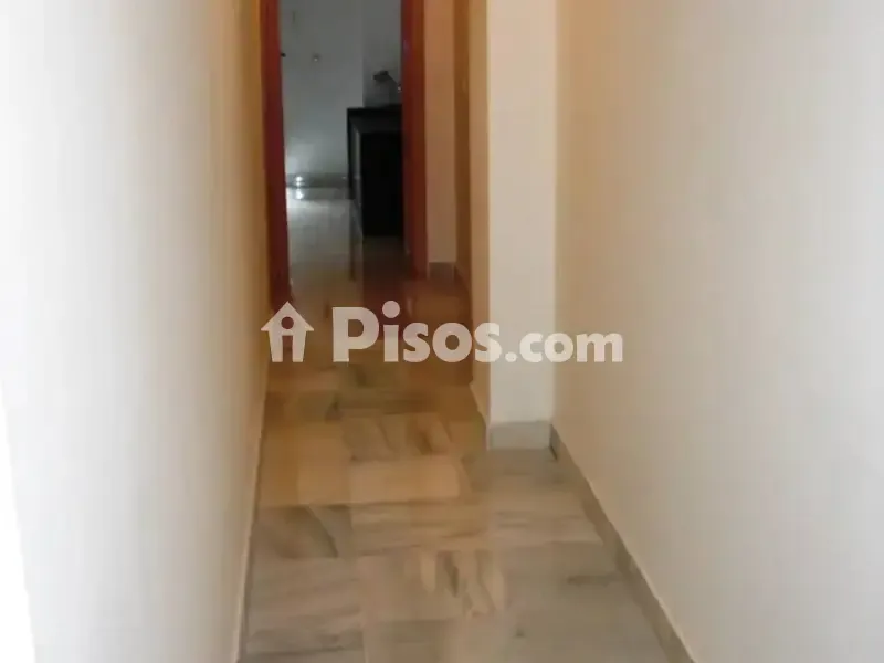 Entrée - Flat with Patio in Calle de Isidoro Martínez