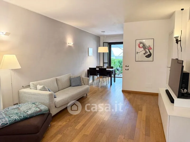 Séjour - Terraced Villa with Double Garden in Saronno