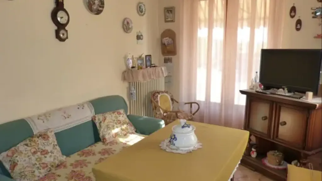 Séjour - Rustic Property with Garden in Cervere