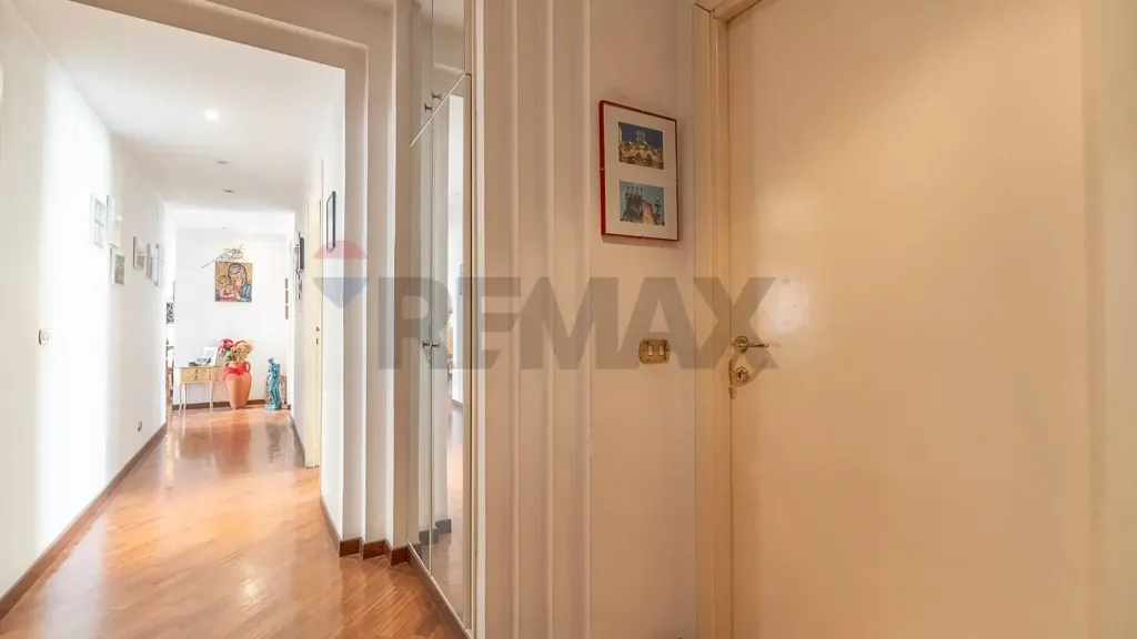 Entrée - Furnished Apartment with Balcony in Rome