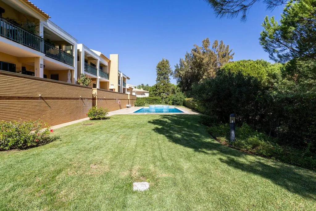 Piscine - Luxury Flat with Golf Course Views in Vilamoura