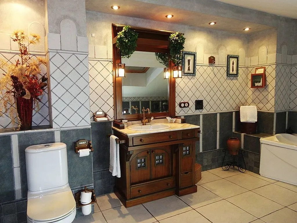Salles de bain - Adosado with Rustic Decor in Riocavado de la Sierra