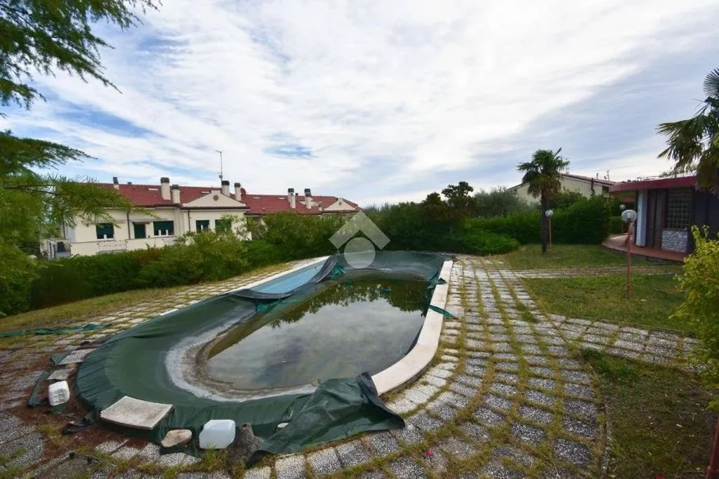 Piscine - Luxury Villa with Pool in Montescudo