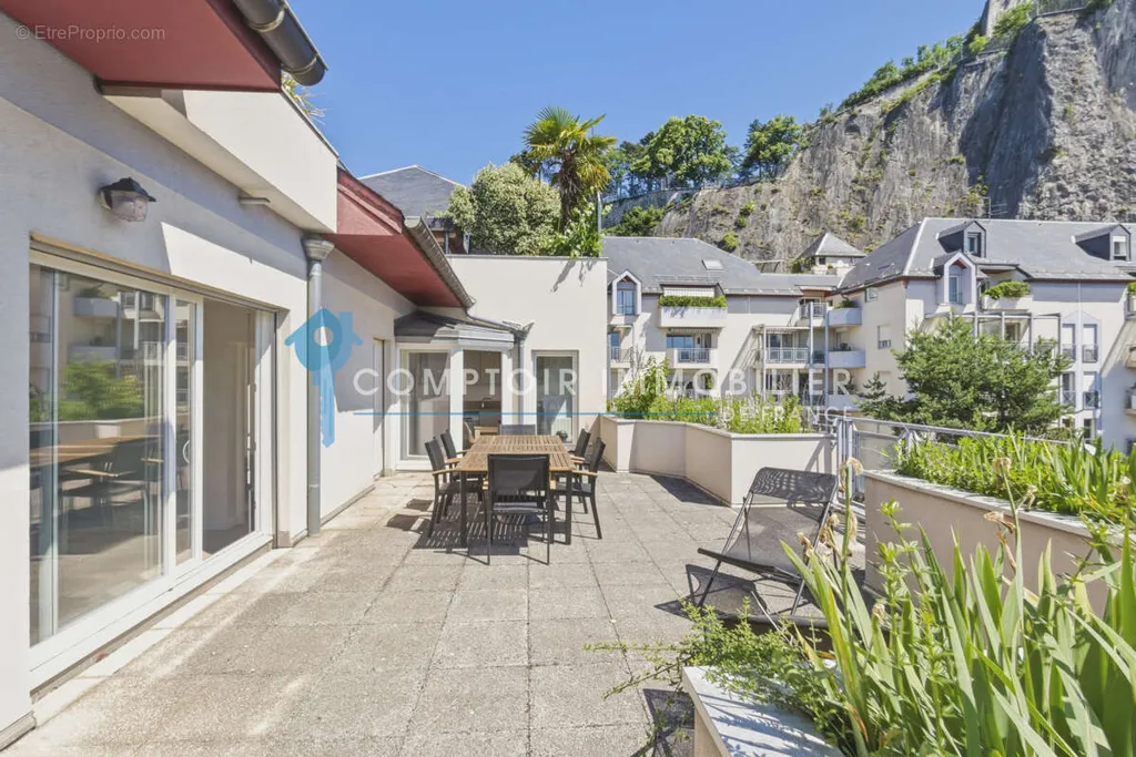 Terrasse - Appartement Duplex avec Terrasse 45m2 à Grenoble