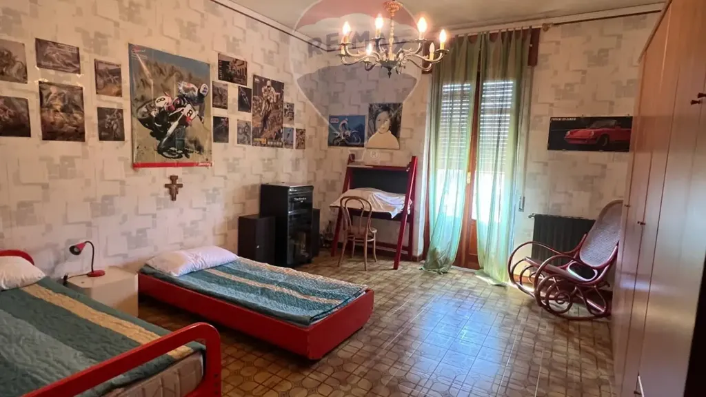 7-room house in IT