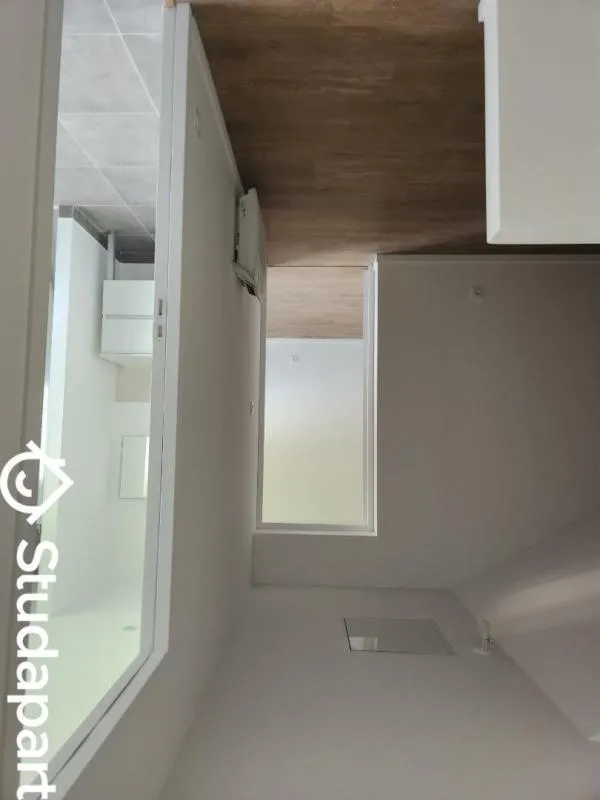 Hallway - Shared House with Terrace in Belle-Beille