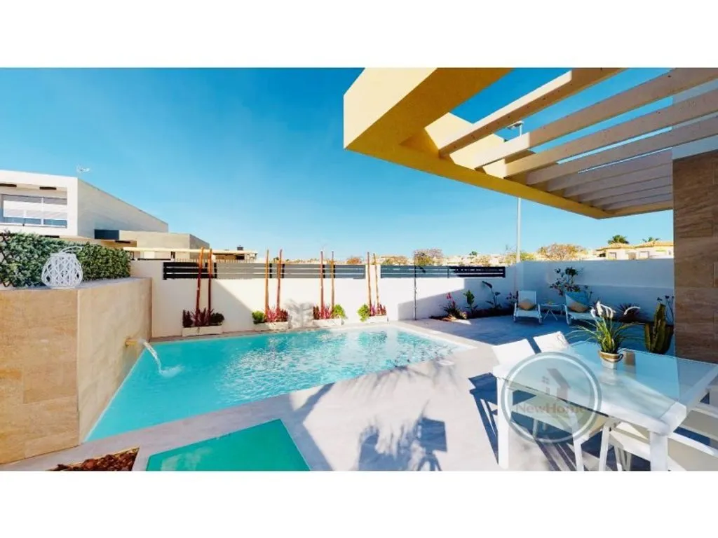 Piscine - Luxury Villa with Pool in Los Montesinos