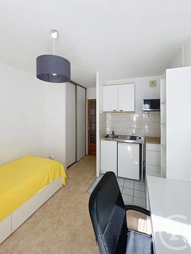 Magamistoad - Studio with Parking in Saint Jean le Blanc