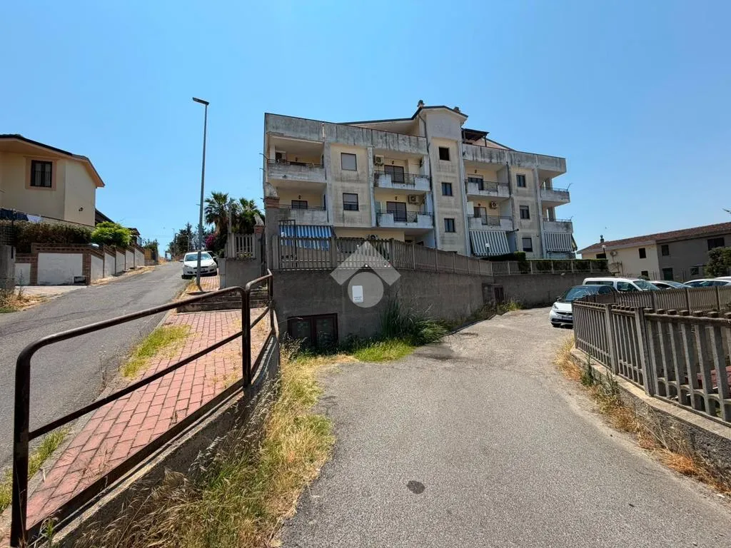 Välivaade - Spacious Apartment with Balconies in Farina