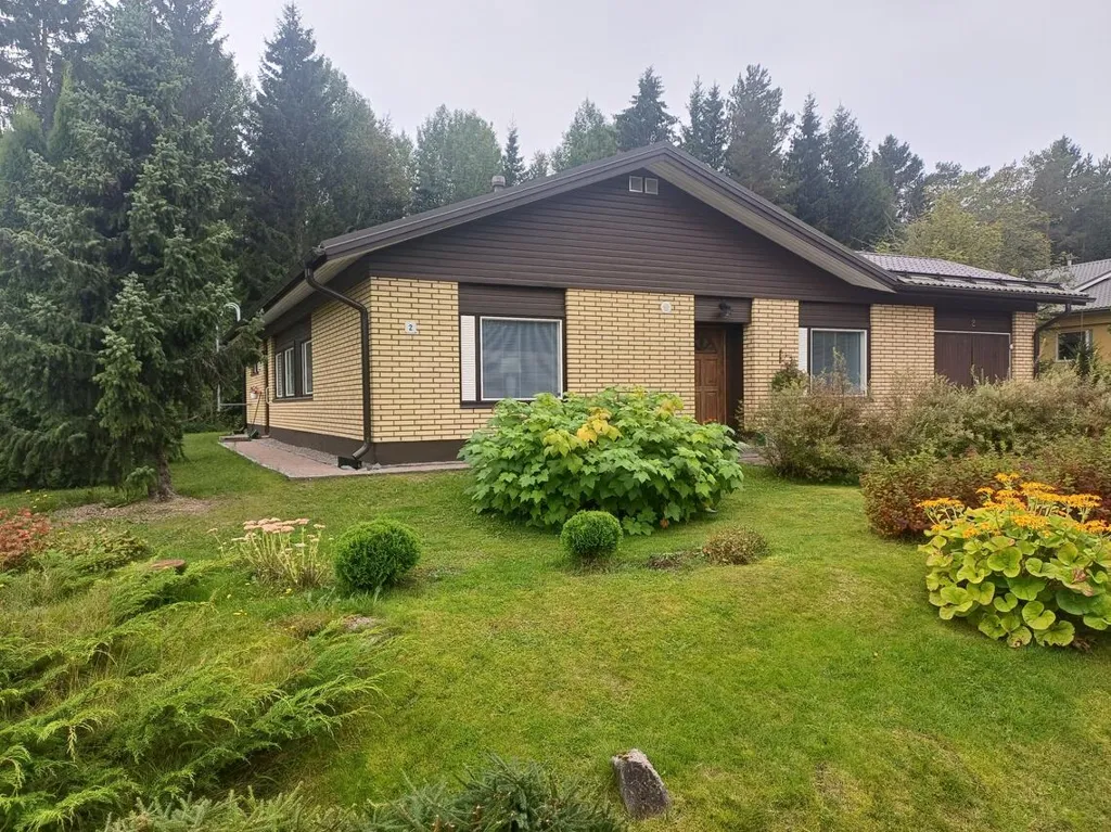 Välivaade - Detached House with Sauna in Central Location
