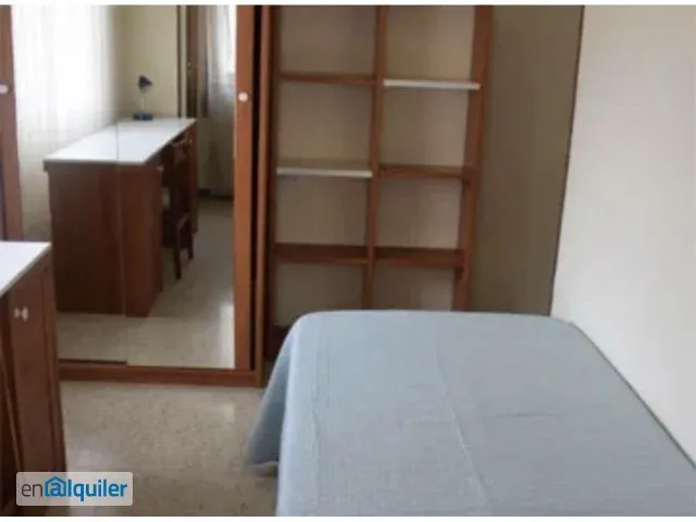 Bedrooms - Apartment with Balcony in Barrio Blanco