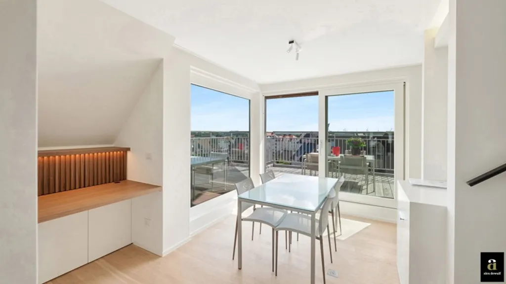 Salle à manger - Penthouse Ensoleillé avec Terrasses à Knokke