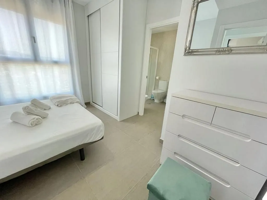 Magamistoad - Modern Apartment with Pool in Playa del Bol