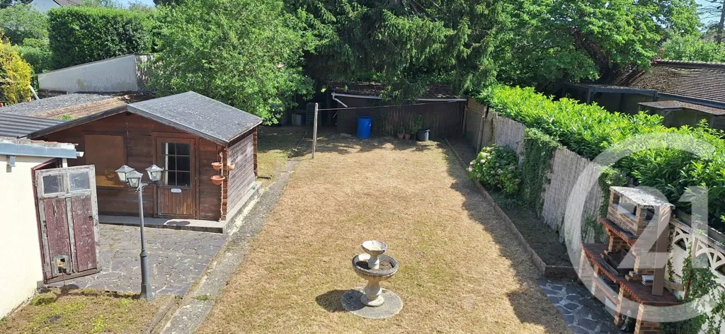 Vue aérienne - Maison à Rénover avec Jardin à Sermaise
