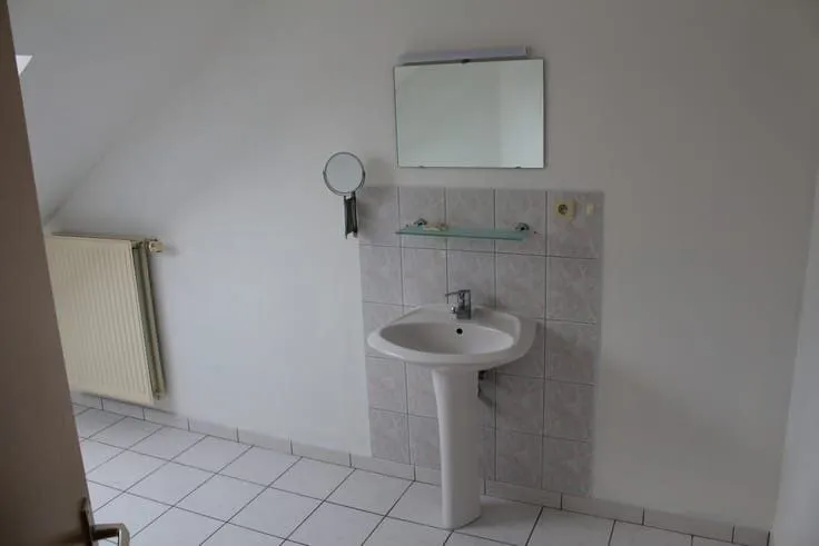 Salles de bain - Duplex avec Jardin à Léglise