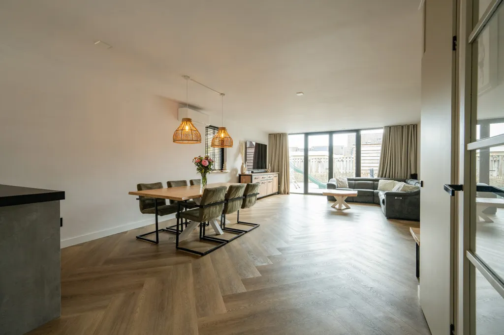 Elutuba - Modernised Corner House with Garden in Leerdam
