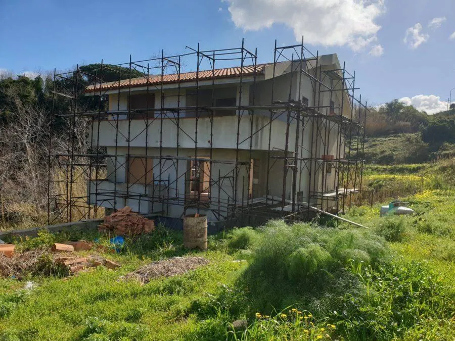 Välivaade - Villa with Outdoor Space in Messina