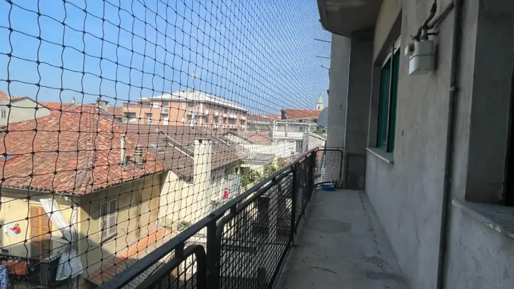 Balcone - Triplex with Balcony in Asti's Historic Centre