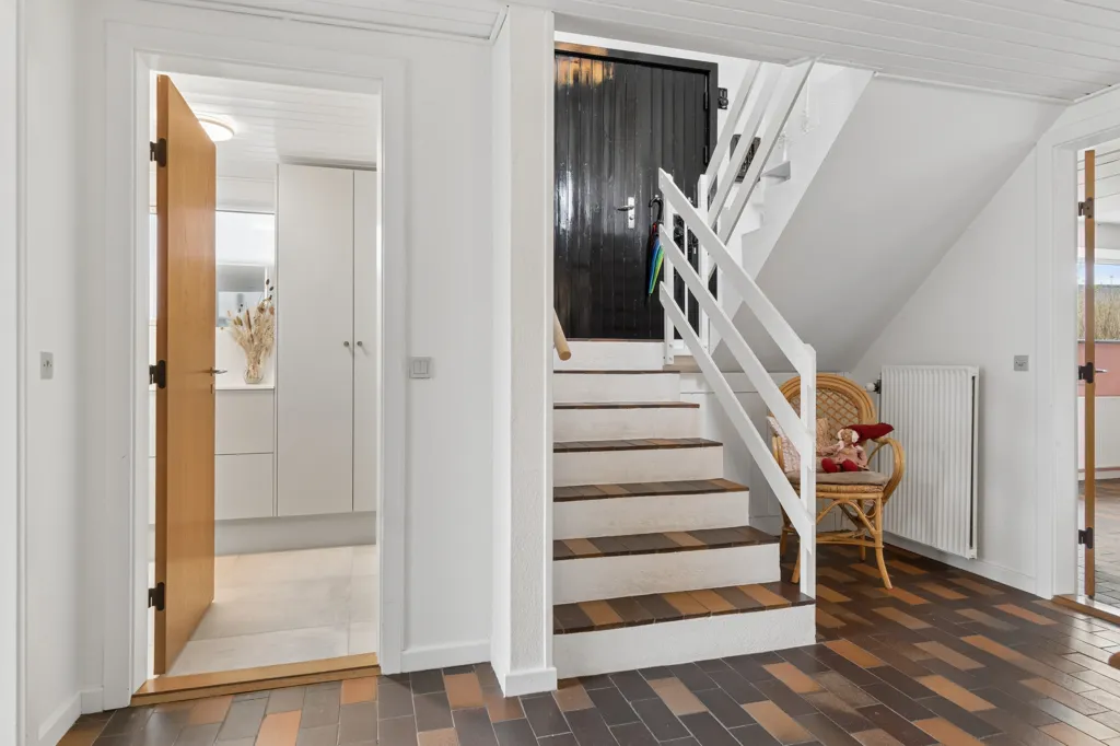 Entrée - Modernised Villa with View in Løgstrup