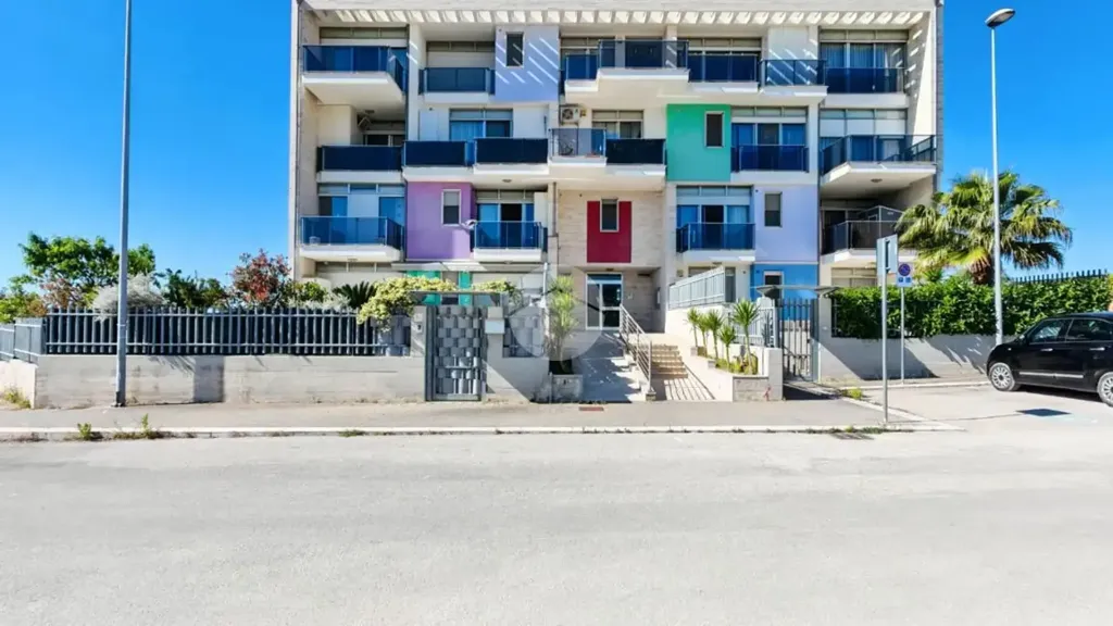 Välivaade - Modern Apartment with Balcony in Manfredonia