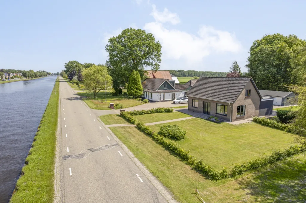 Vue aérienne - Modernised House with Canal View in Bergentheim