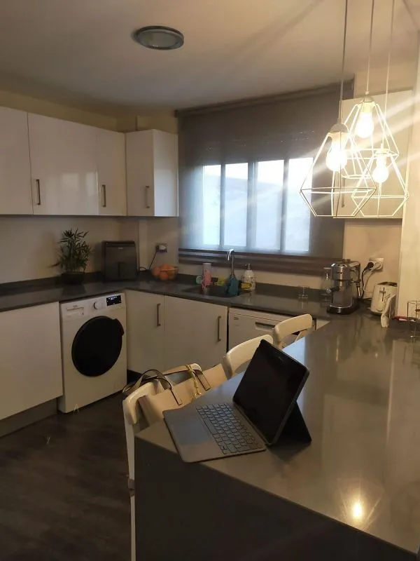 Cuisine - Ample Apartment with Garage in Quart de Poblet