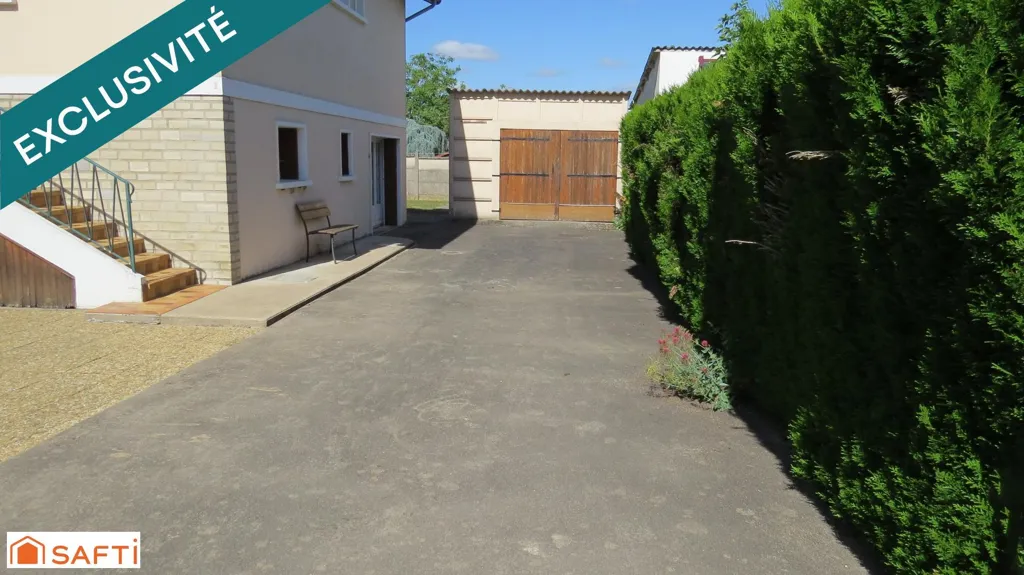 Esterno - Traditional House with Garden in Decize