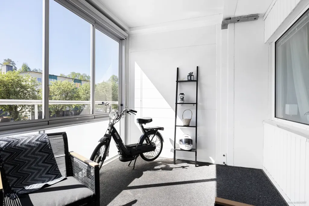 Balcone - Modern Flat with Balcony in Hjortmossen